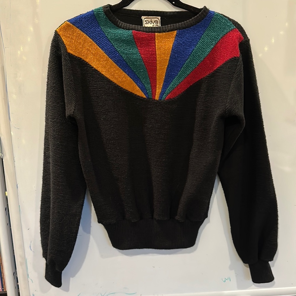 Vintage Skiva sunburst sweater size M
